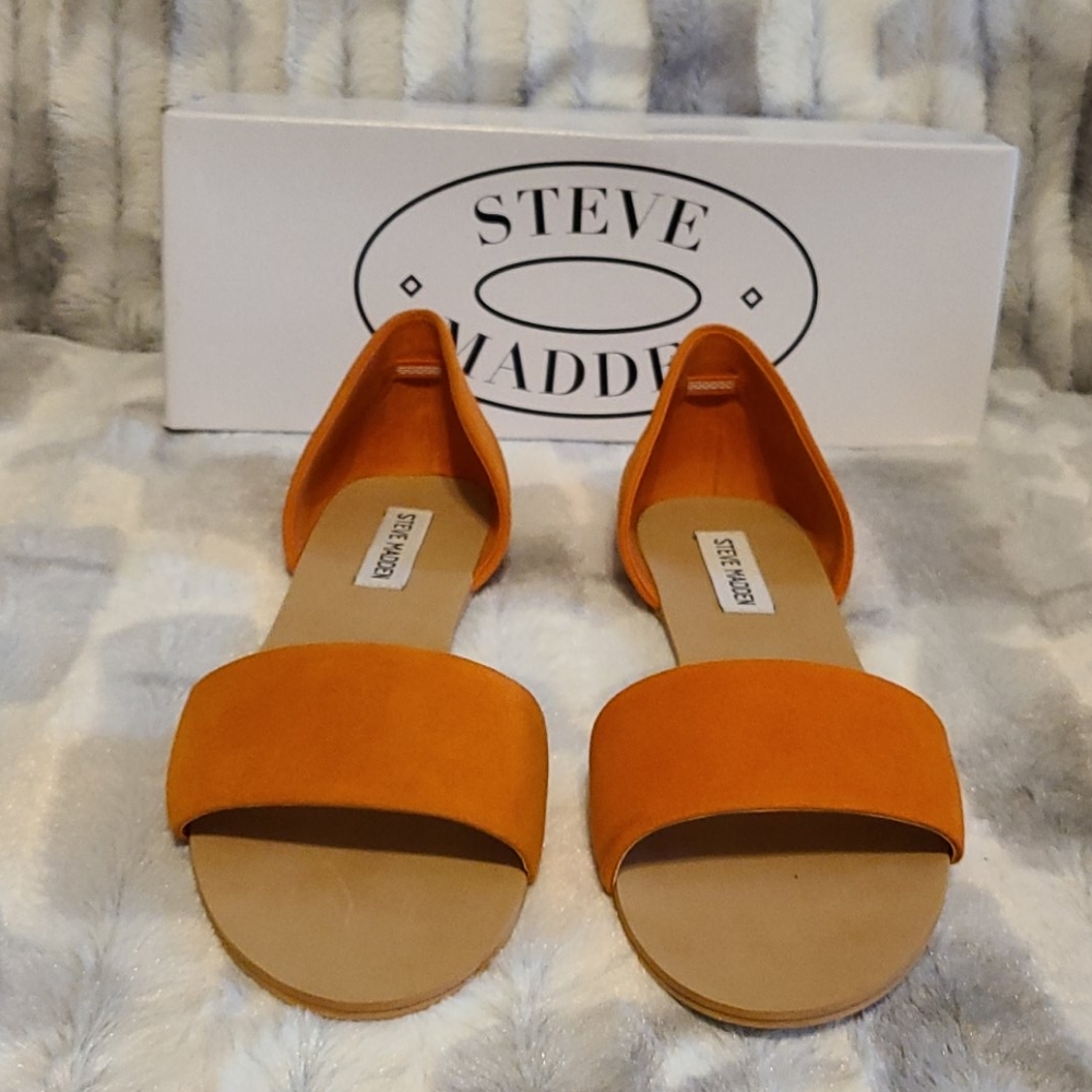 Orange Steve Madden sandels